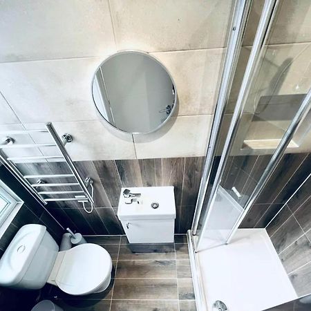 London South Charming Ensuite Look Like Hotel Designer Room 外观 照片
