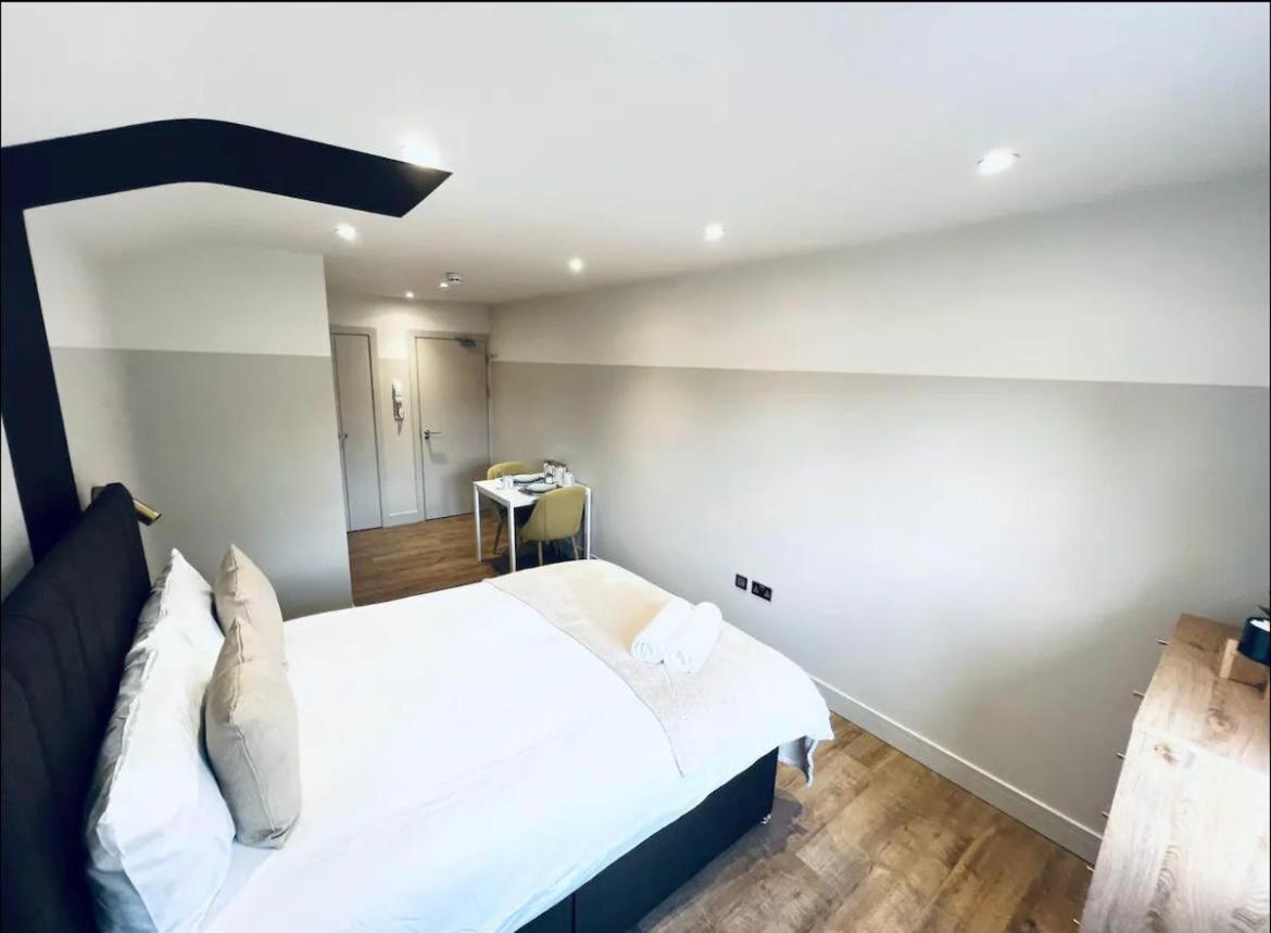 London South Charming Ensuite Look Like Hotel Designer Room 外观 照片