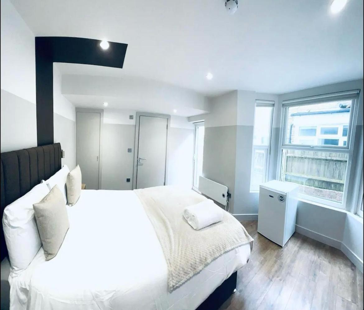 London South Charming Ensuite Look Like Hotel Designer Room 外观 照片