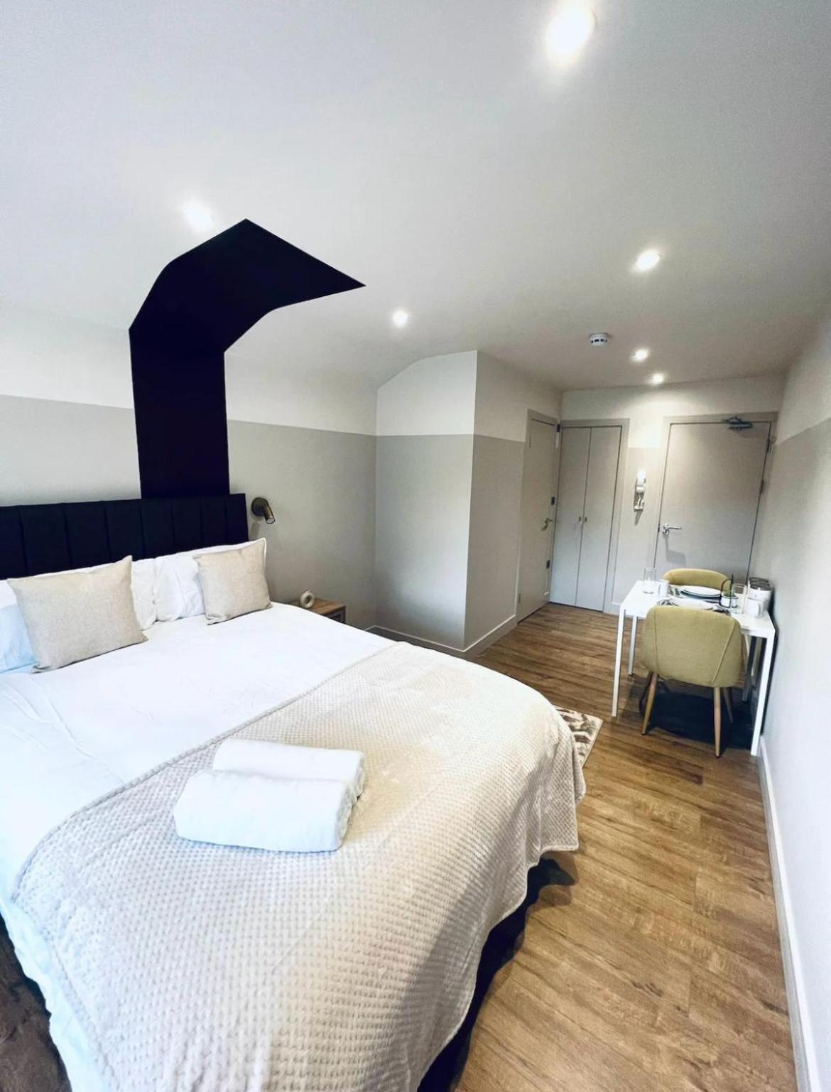 London South Charming Ensuite Look Like Hotel Designer Room 外观 照片